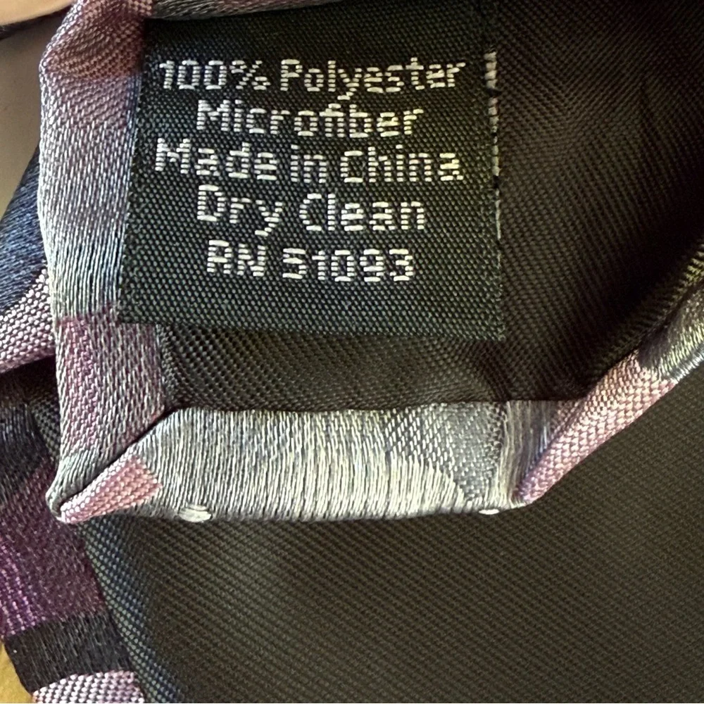 NEW‎ Van Heusen Men's Tie set 1-Rose & 1-Lavender